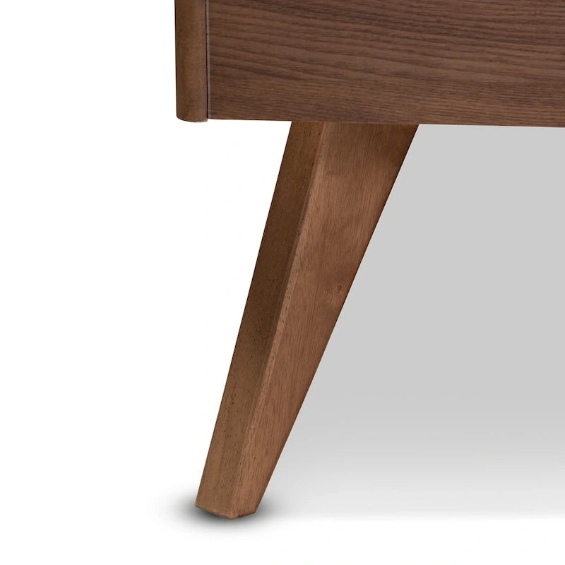Lit plateforme en caoutchouc de noyer brun de style Mid-Century Modern avec pieds inclinés