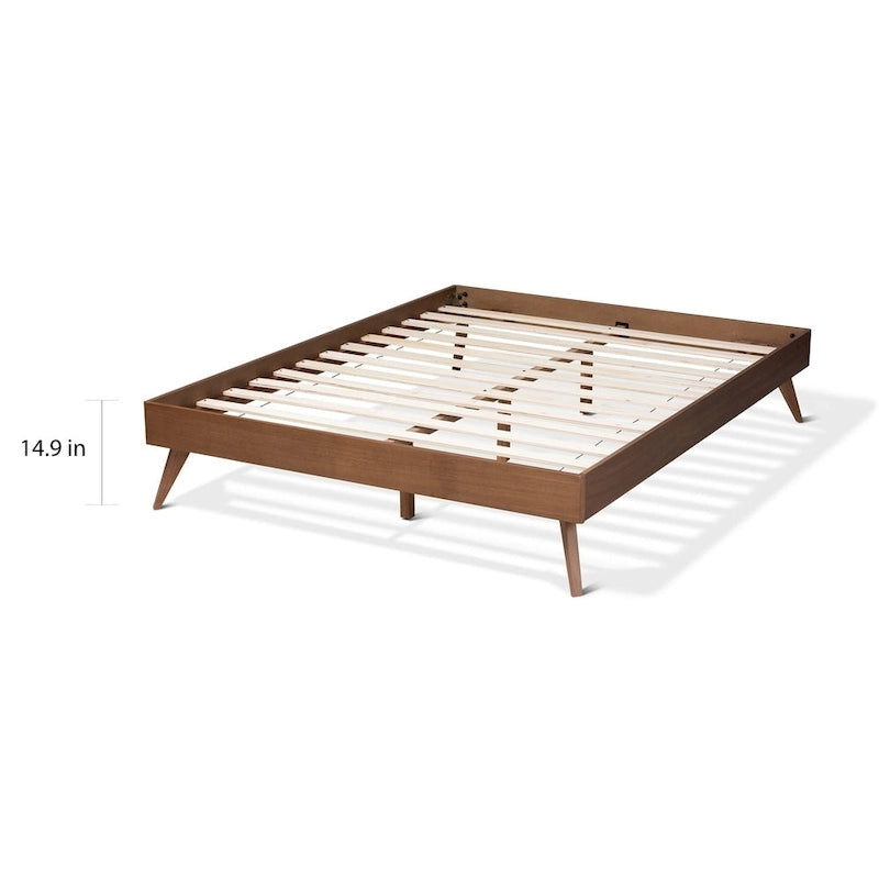 Lit plateforme en caoutchouc de noyer brun de style Mid-Century Modern avec pieds inclinés