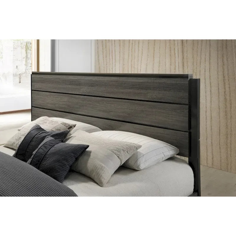 Lit double King en bois finition grise avec tête de lit à panneaux horizontaux et design moderne