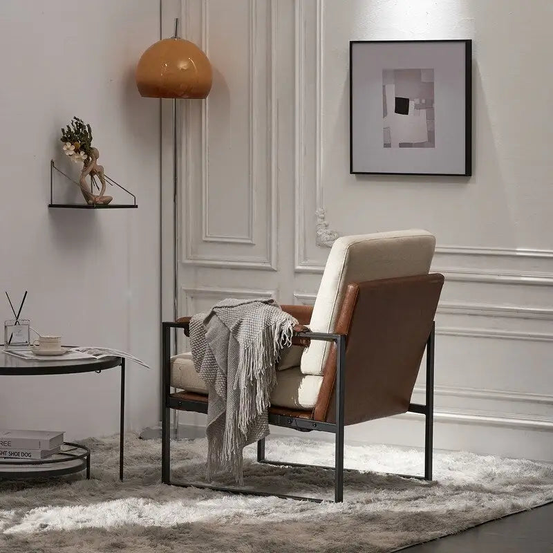 Chaise de loisirs moderne à armature en fer simple
